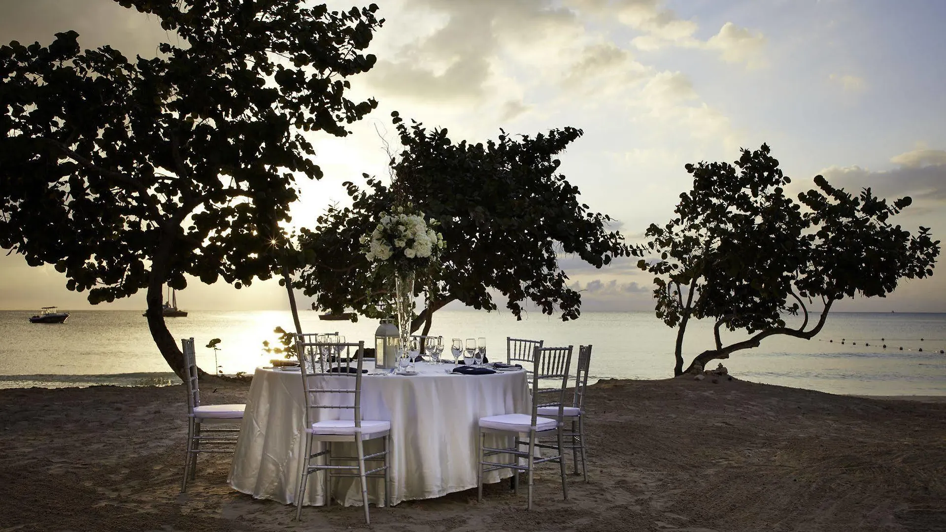 Seashore Bay Beach Resort Negril Hotel